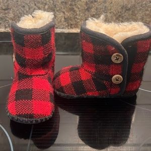 Uggs size toddler 2/3